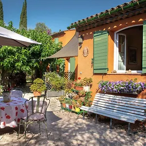 Le Clos Des Oliviers Couette-café Le Rouret